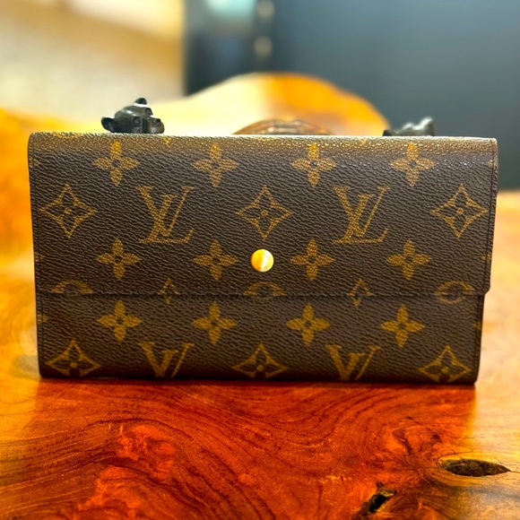 Louis Vuitton monogram international long wallet vintage pre-loved - Picture 1 of 13